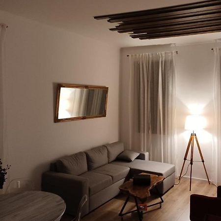 1571_Suites A1 نافبكْتوس المظهر الخارجي الصورة