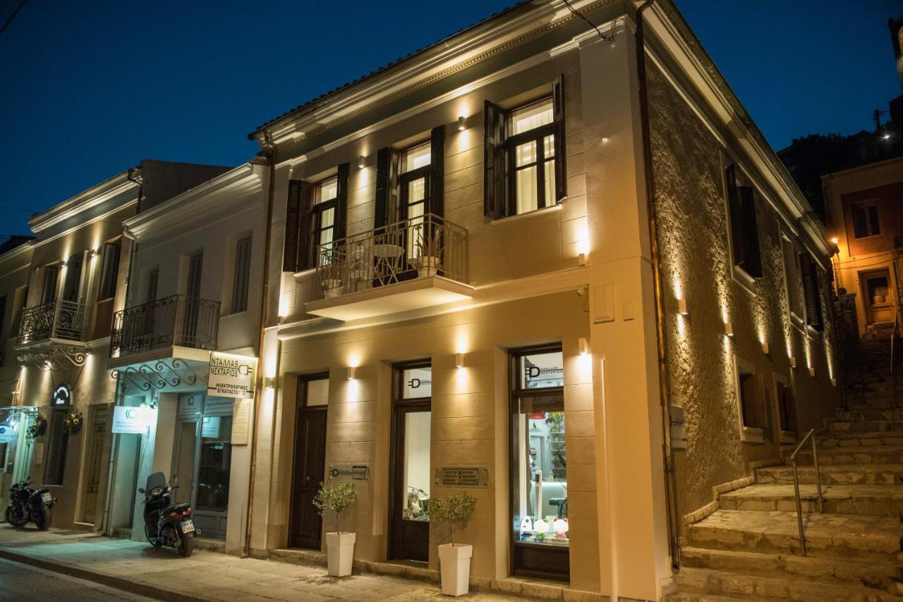 1571_Suites A1 نافبكْتوس المظهر الخارجي الصورة
